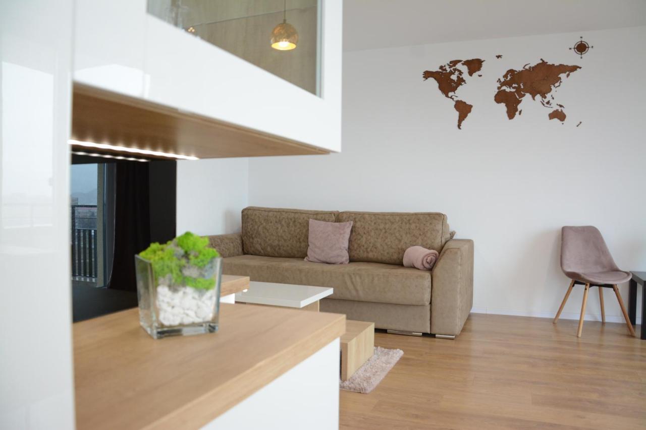 Luxury Panorama Apartament,Coresi Braşov Eksteriør billede