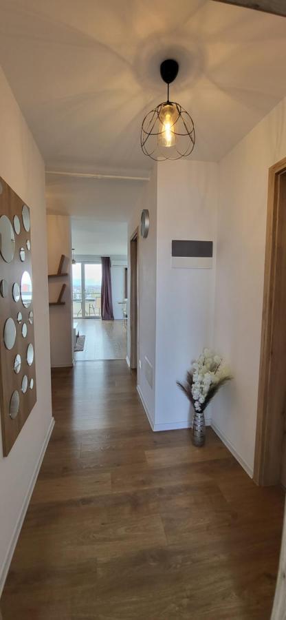 Luxury Panorama Apartament,Coresi Braşov Eksteriør billede