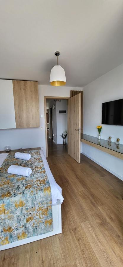 Luxury Panorama Apartament,Coresi Braşov Eksteriør billede