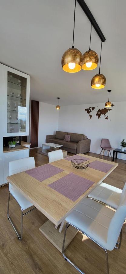 Luxury Panorama Apartament,Coresi Braşov Eksteriør billede